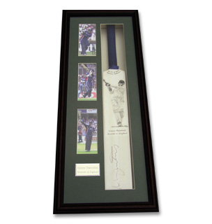 Marcus Trescothick Framed Signed Mini Bat