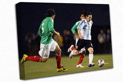 Lionel Messi A2 Canvas Print