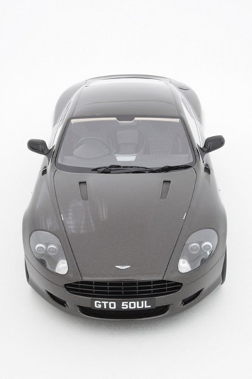 Aston Martin DB9 1/8 Limited Edition Model - click to enlarge