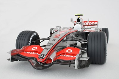 Mclaren Mercedes MP4-22A  Malaysian GP 1/8 Limited Edition Model
