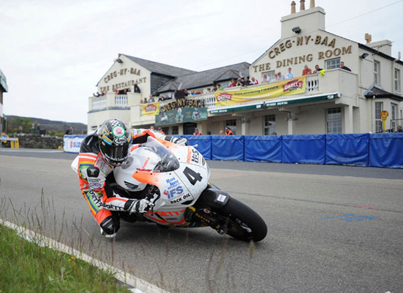 Ian Hutchinson Creg ny Baa TT 2010