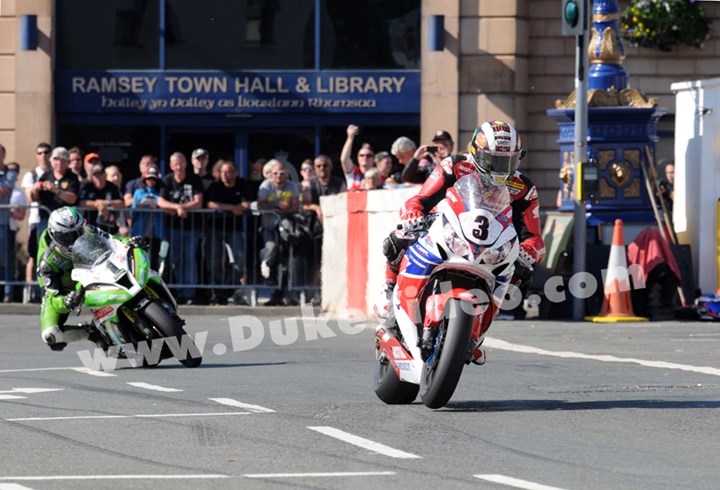 McGuinness leads Hillier through Ramsey TT 2013 - click to enlarge