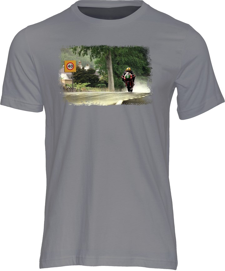 Joey Dunlop in the Rain TT 1998 Print T-shirt Charcoal - click to enlarge