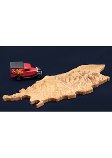 TT Course 3D Oak Sculpture Small 280mm