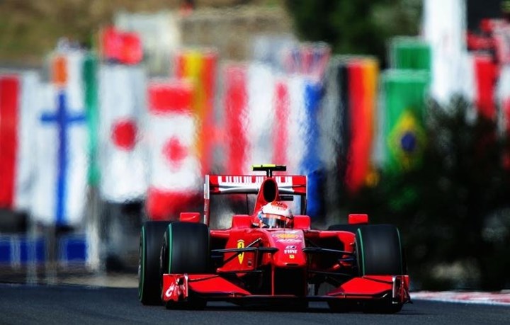 Kimi Raikkonen 2009 Belgian GP (Flags) A2 Canvas Print 
