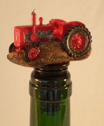 Tractor Bottle Stopper 