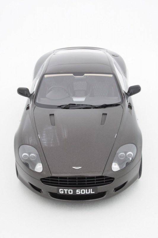 Aston Martin DB9 1/8 Limited Edition Model Duke Video