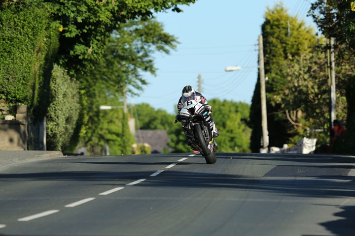 Michael Dunlop, Ballagarey TT 2016 - click to enlarge