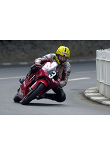 Joey on his way to final TT Victory