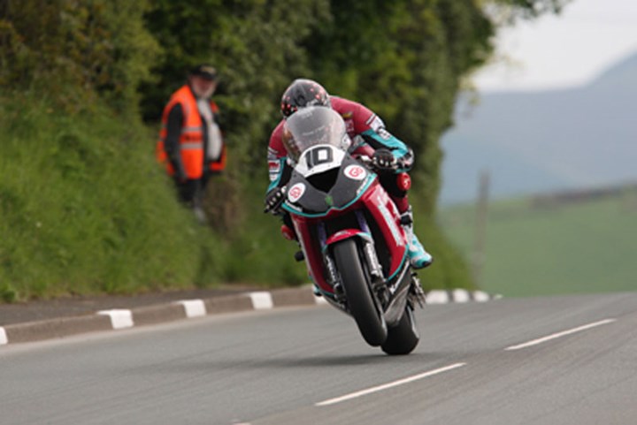 Conor Cummins Lambfell 2010 1st Practice - click to enlarge