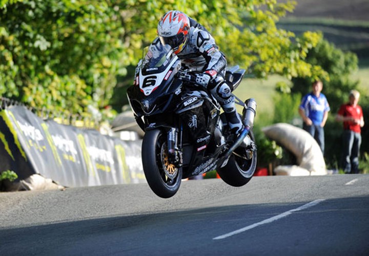 Cameron Donald Ballaugh Bridge TT 2010 3rd Practice - click to enlarge