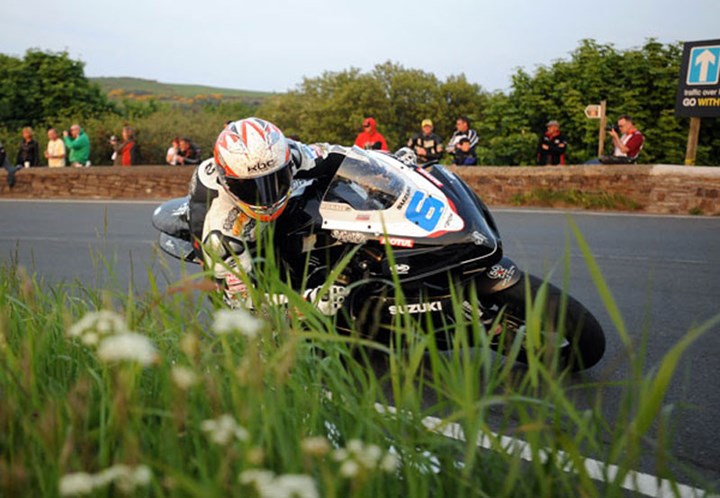 Cameron Donald Gooseneck TT 2010 5th Practice - click to enlarge