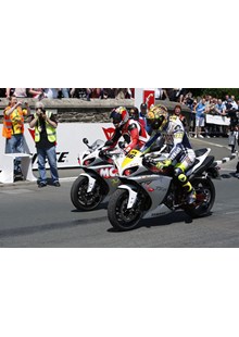 Rossi TT 2009 start line 