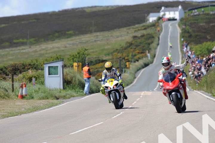 Rossi and Agostini Creg Ny Baa 2009 - click to enlarge