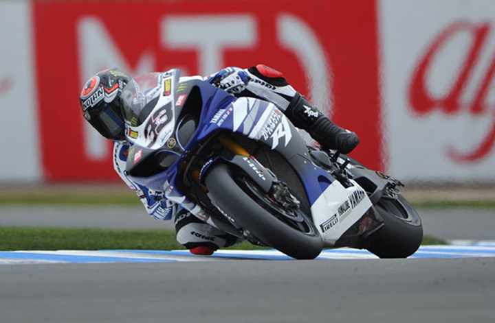 Marco Melandri WSB Donington 2011 - click to enlarge