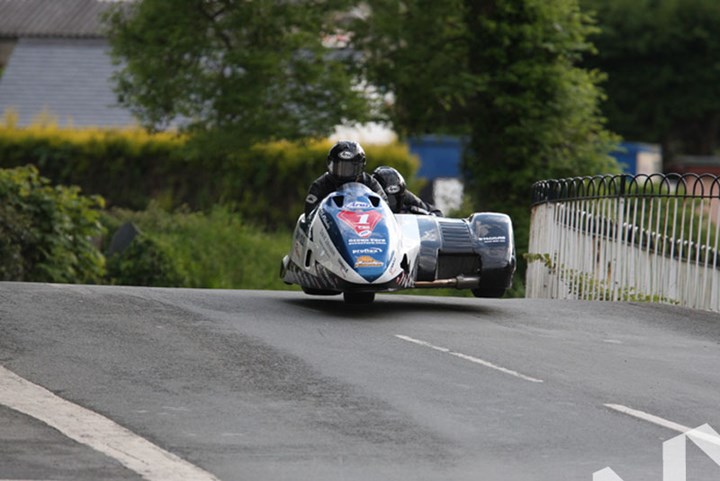 John Holden/Andrew Winkle TT 2011 Ballaugh - click to enlarge