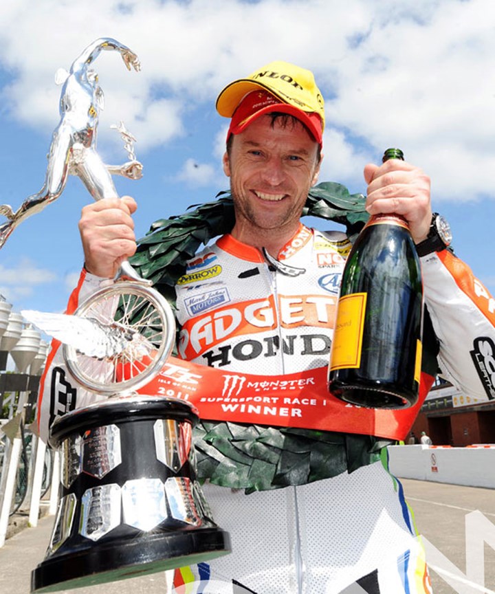 Bruce Anstey TT 2011 Supersport 1 Podium - click to enlarge
