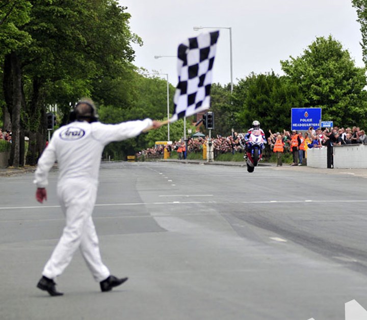 John McGuinness TT 2011 Superbike Chequered Flag - click to enlarge