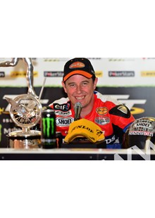 John McGuinness TT 2011 Superbike A Happy Winner (2)