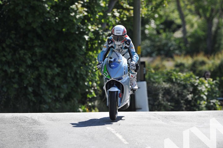 Michael Rutter TT 2011 TT Zero Ballaugh - click to enlarge