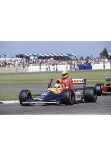 Senna hitches a lift with Mansell 1991 British GP 