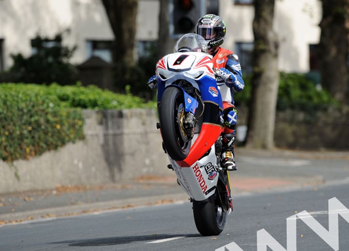 John McGuinness Manx GP 2011 parade lap Honda Supebike - click to enlarge