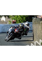 Guy Martin leads M. Dunlop Church Bends Southern 100 2011