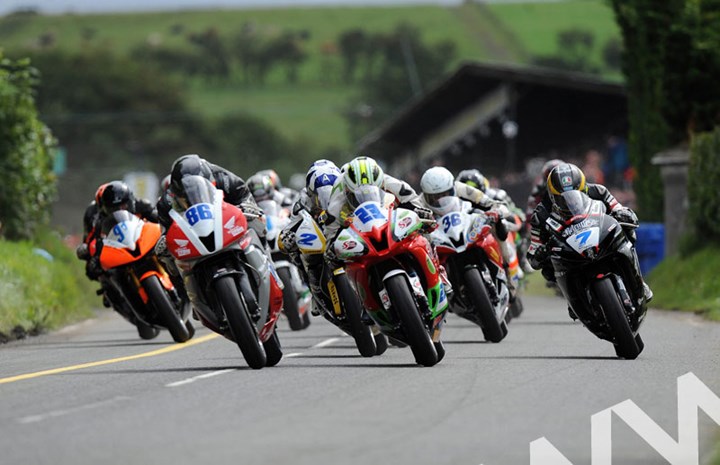 Ulster Grand Prix 2011 Supersport race start - click to enlarge