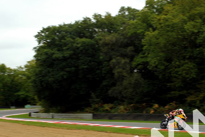Tommy Hill BSB 2011 SWAN Yamaha, exiting Stirling Bend - click to enlarge