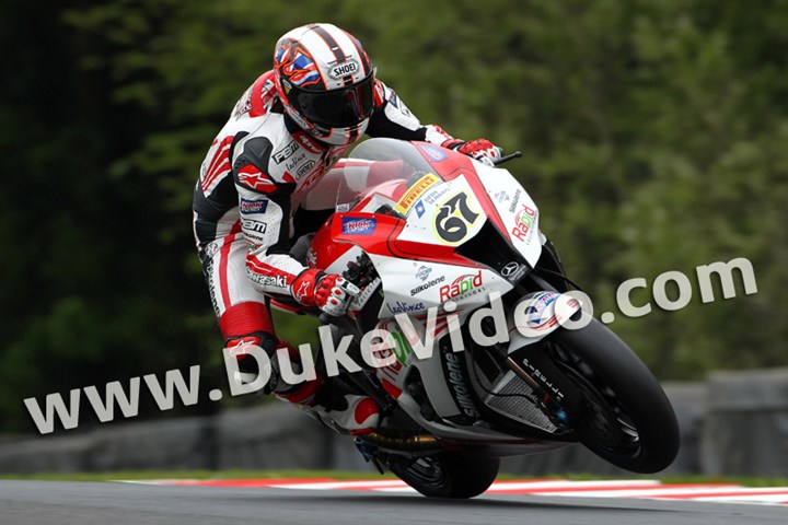 Shakey Byrne Oulton Park BSB 2012 - click to enlarge