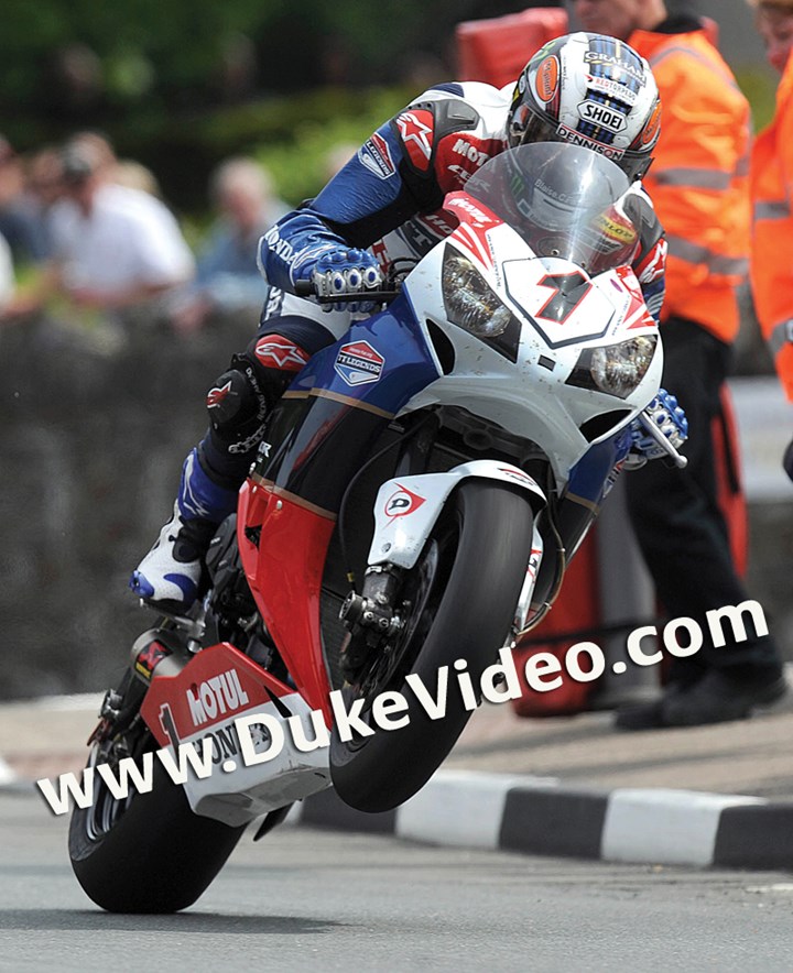 John McGuinness TT 2012 St Ninians Superbike - click to enlarge