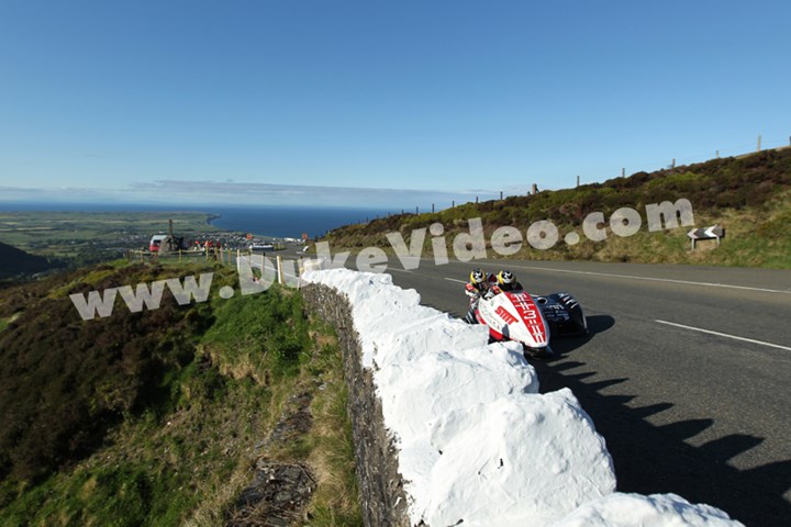 Tim Reeves and Dan Sayle climb the Mountain, TT 2013 - click to enlarge
