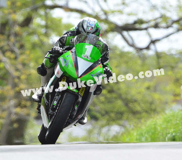 Lightweight TT winner James Hillier, TT 2013  - click to enlarge