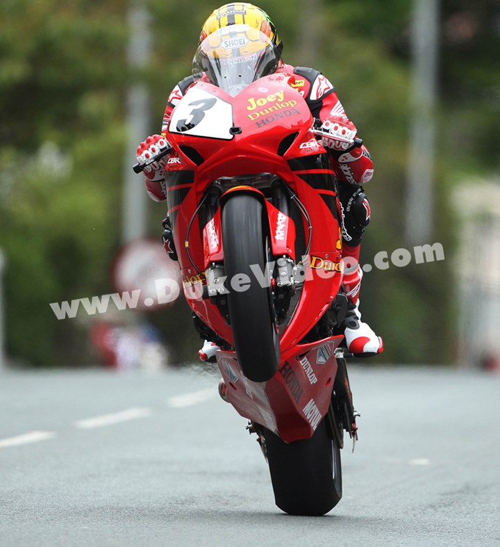 John McGuinness Joey Dunlop tribute TT 2013 - click to enlarge