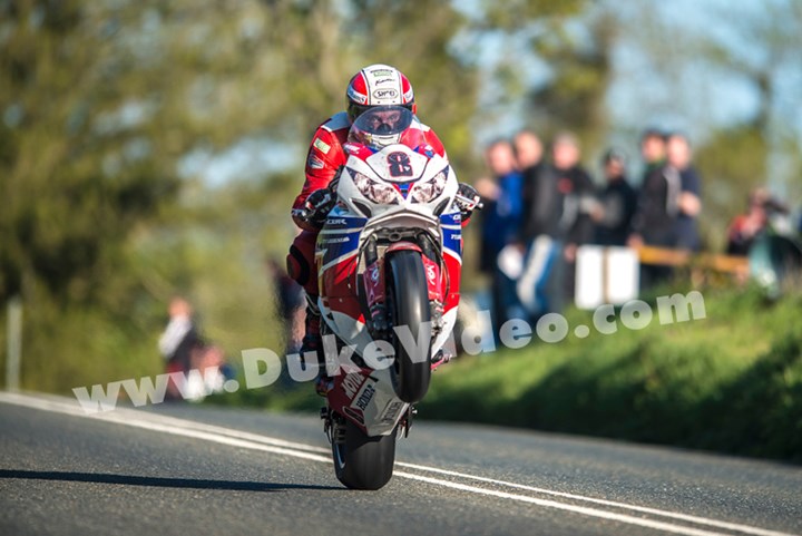 Michael Rutter Crosby TT 2013 - click to enlarge