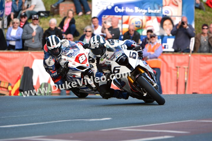 Dunlop Brothers at Quarterbridge, TT 2014 - click to enlarge