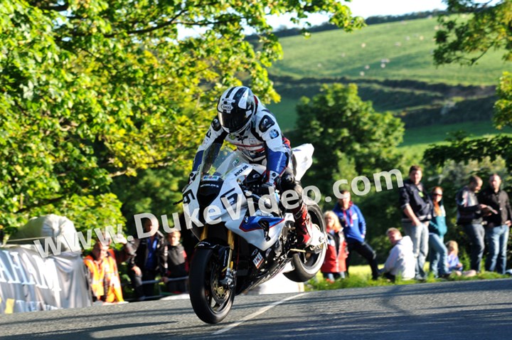 Michael Dunlop jumps Ballaugh Bridge. - click to enlarge