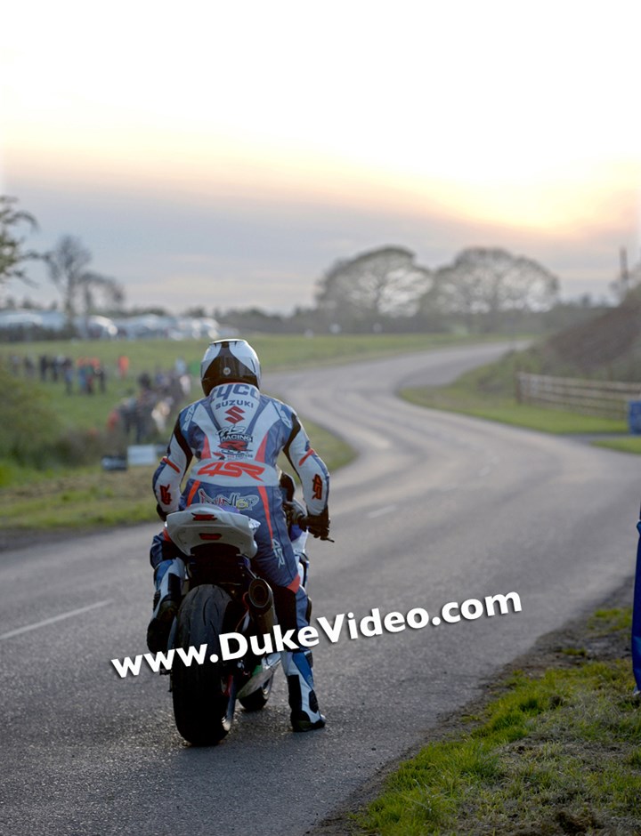 William Dunlop, (Tyco Suzuki), Tandragee 100 2014 - click to enlarge