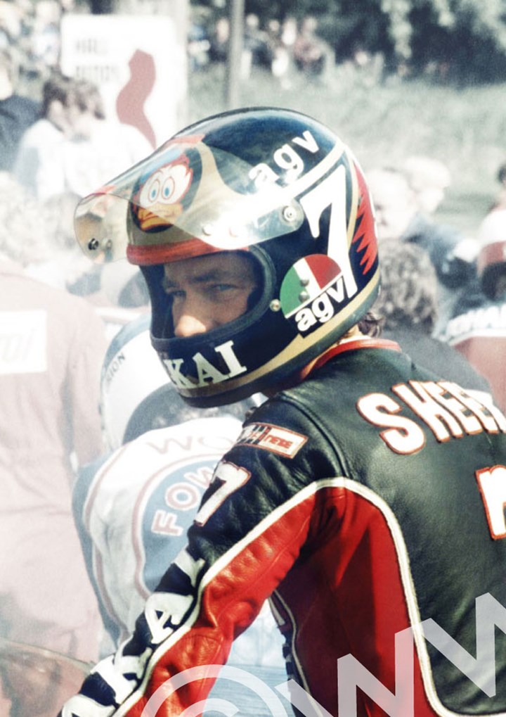 Barry Sheene Cadwell Park 1980 Close Up - click to enlarge