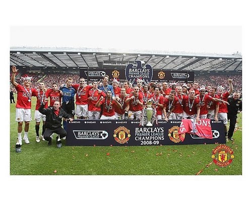 Manchester United 2008/09 Team Celebration Unframed Photo